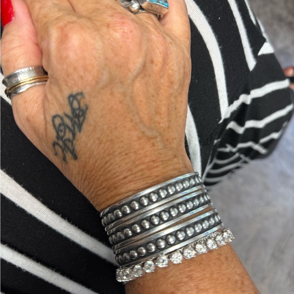 James Avery Silver and Black Beaded Bracelet (m) - Picture 1 of 5